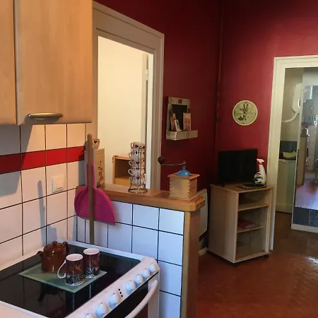 Theo Apartamento